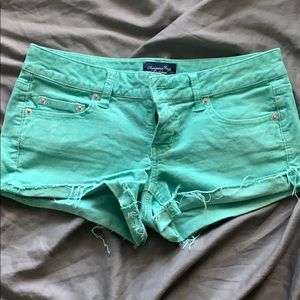American eagle stretch mint green shorts